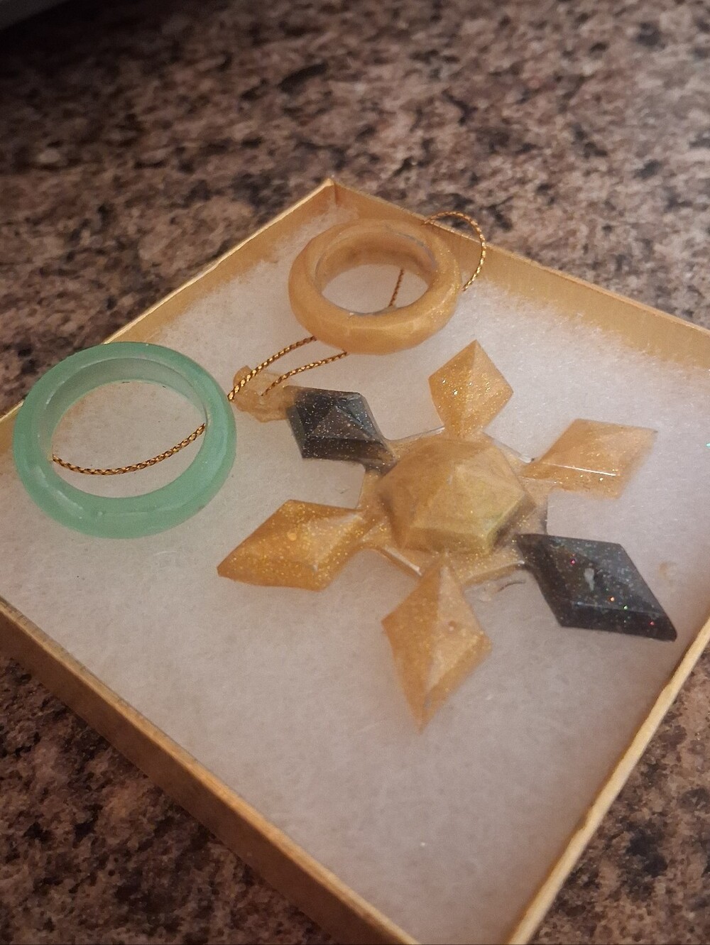 Handmade Snowflake Gift Set - / Stocking Stuffer - Picture 2 of 3